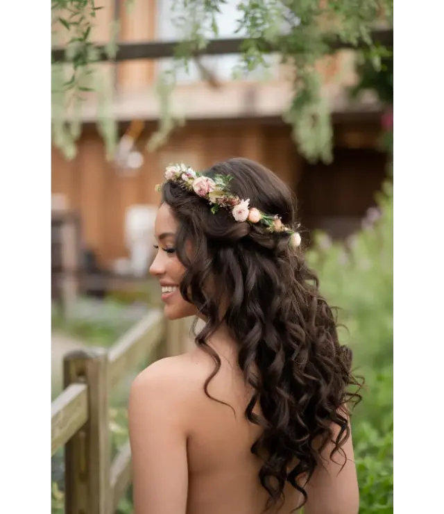 8 Romantic Half Up Loose Curls